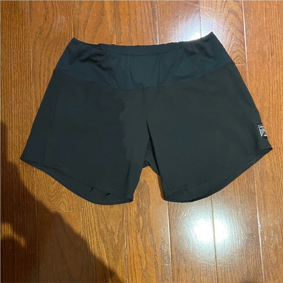 Oiselle Roga long shorts - Picture 3 of 4